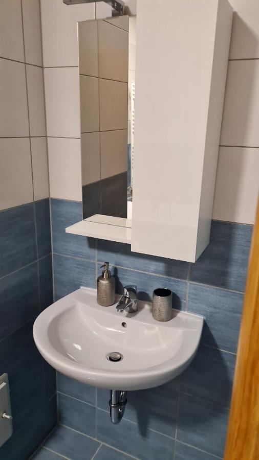 Apartmani Marcetic 슬라본스키브로드 외부 사진
