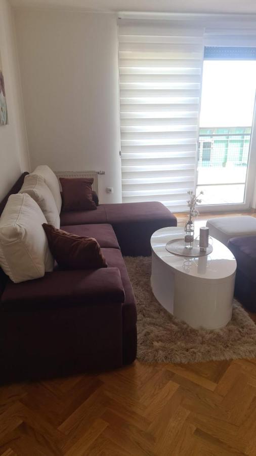 Apartmani Marcetic 슬라본스키브로드 외부 사진